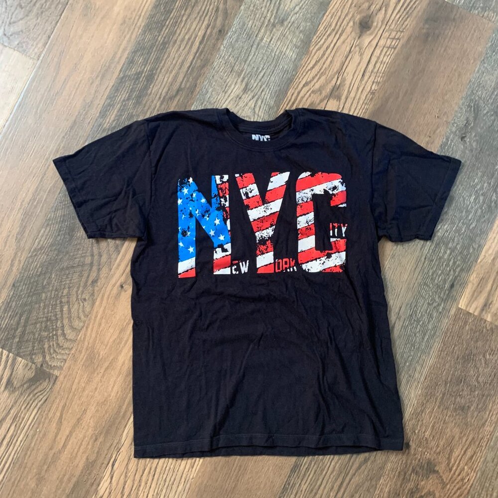 NYC Souvenirs Adult Medium Black T-shirt with NYC in Red, White and Blue